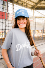 Load image into Gallery viewer, SCRIPT &amp; BOW TRUCKER HAT
