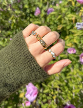Load image into Gallery viewer, Butterfly Flight Ring

