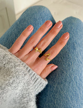 Load image into Gallery viewer, Ribbon Ring
