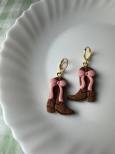 Load image into Gallery viewer, Boots and Bows, Brown
