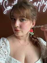 Load image into Gallery viewer, Red Roses
