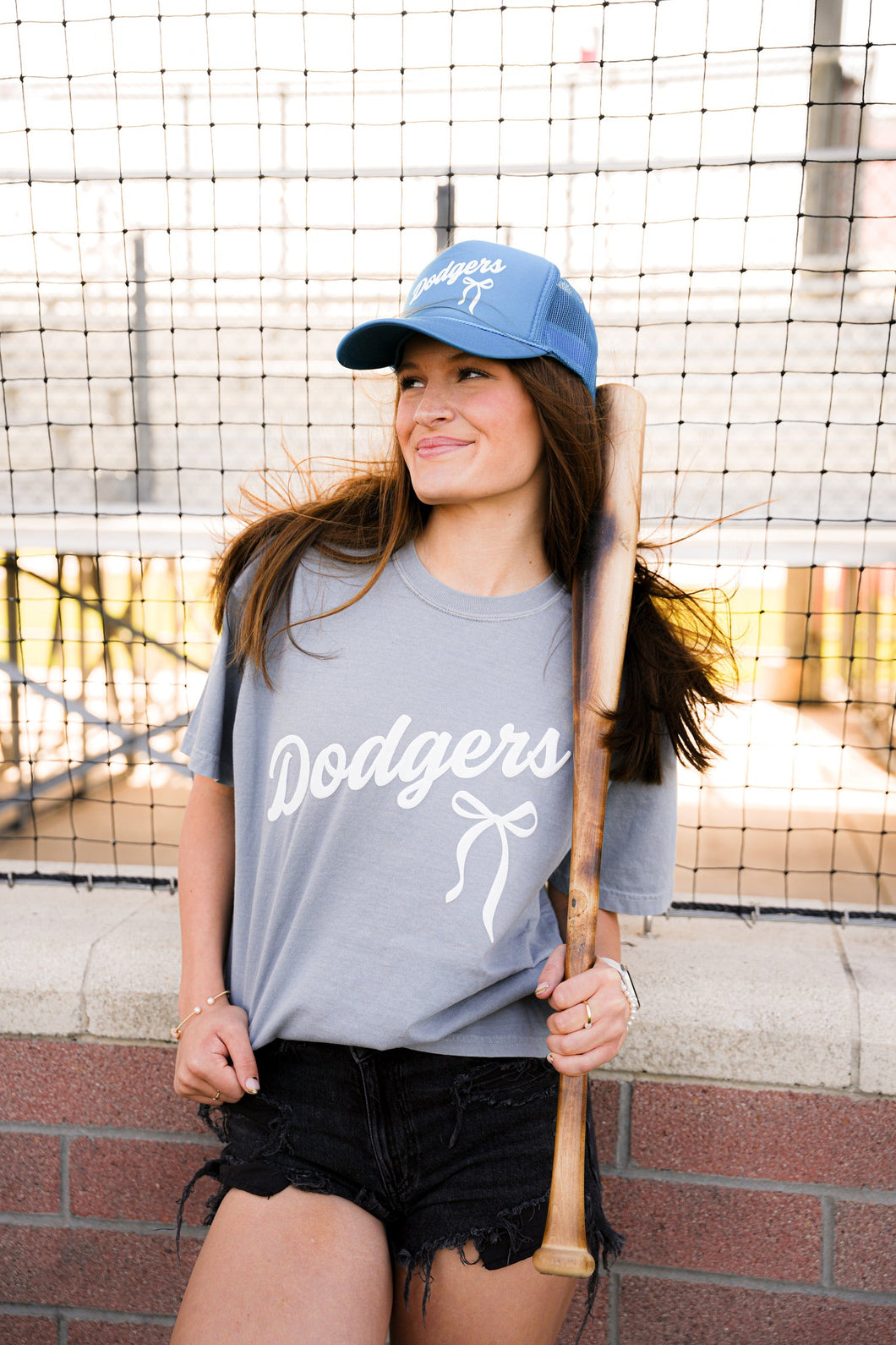 SCRIPT & BOW CUSTOM TEE