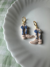 Load image into Gallery viewer, Boots and Bows, Cream
