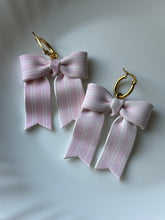 Load image into Gallery viewer, Pink Pinstripe Bows
